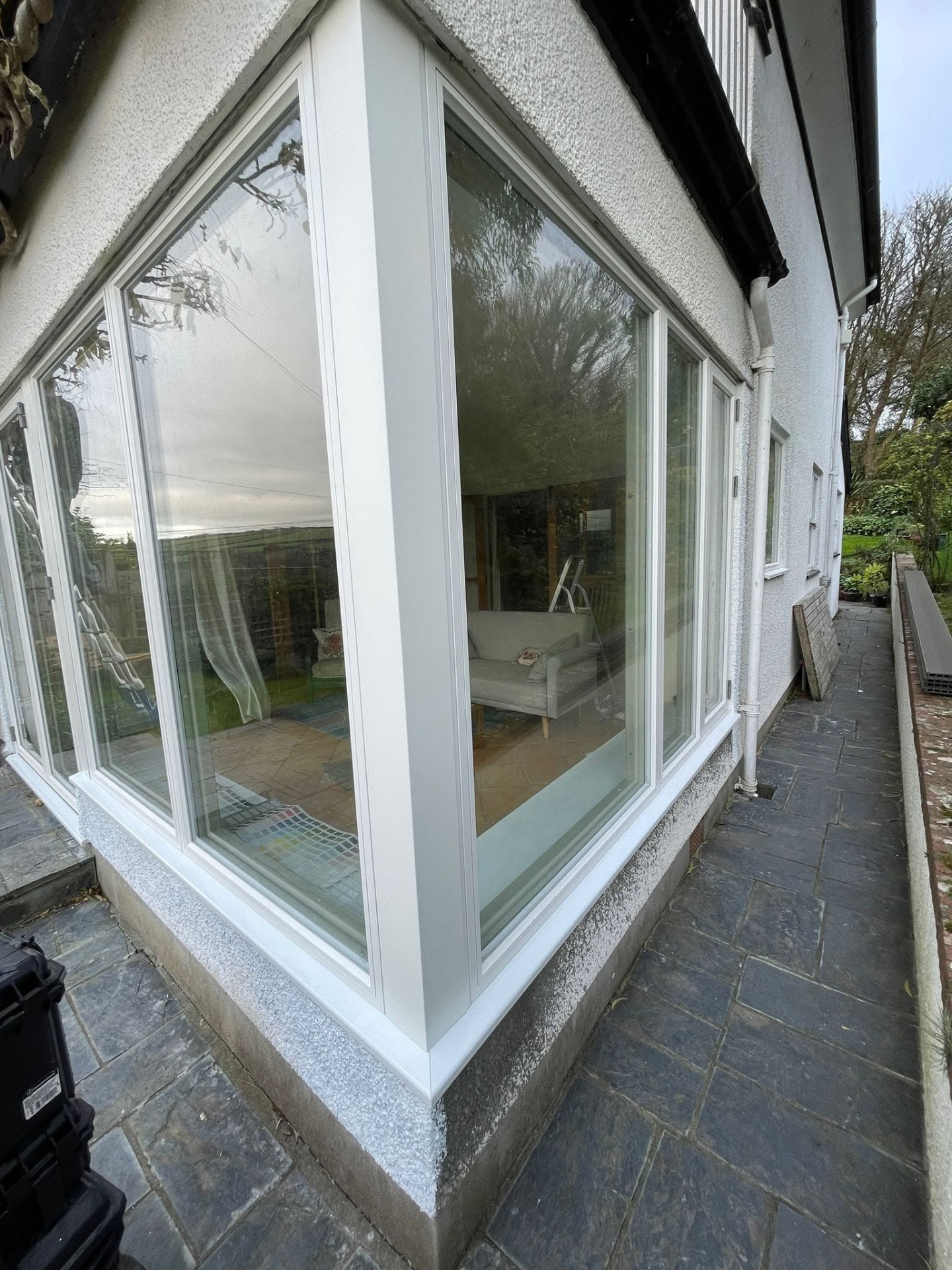 Structural alteration: corner glazing, completed work, supplied project photograph