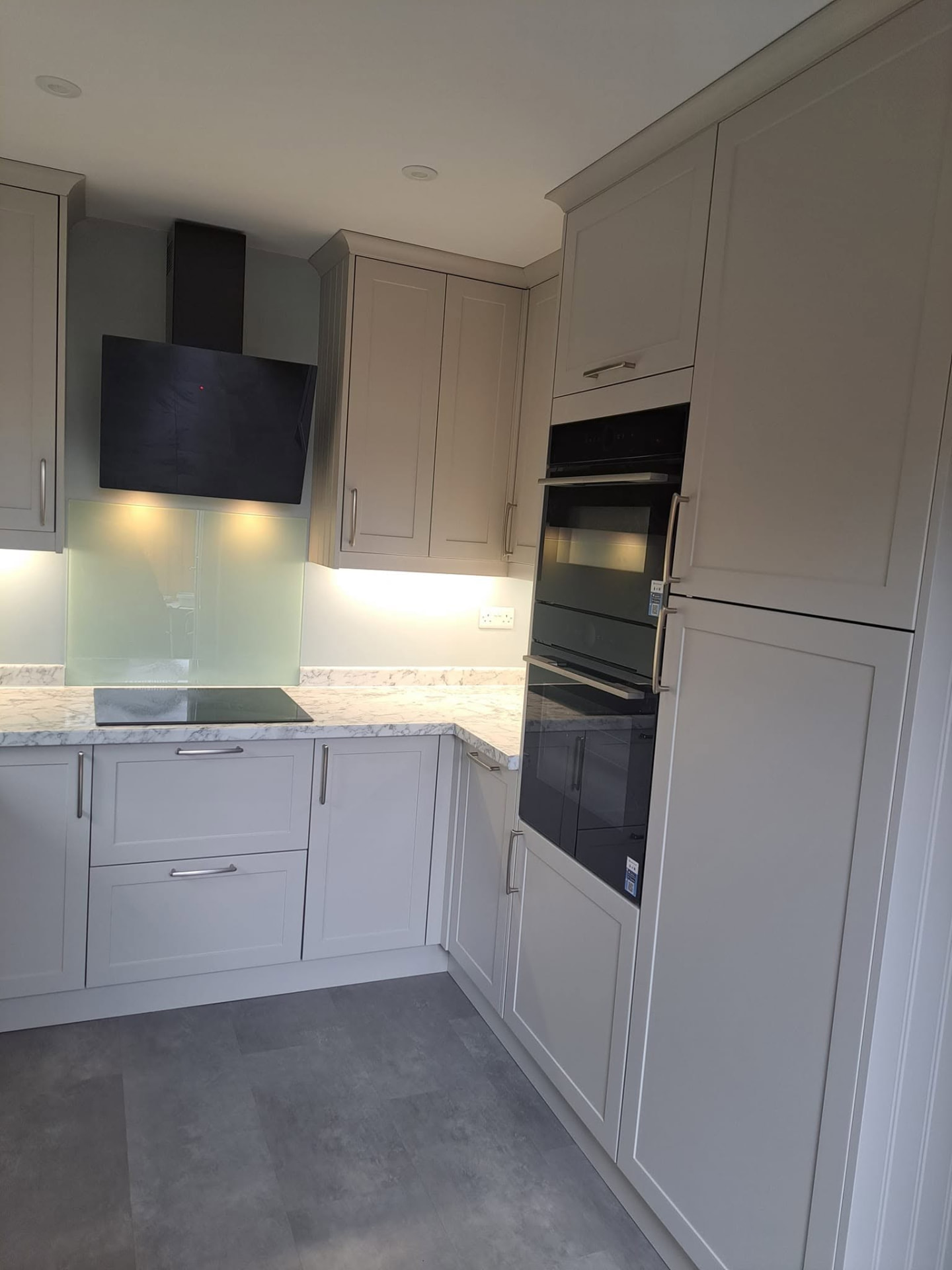 Home refurbishment: kitchen, completed work, supplied project photograph